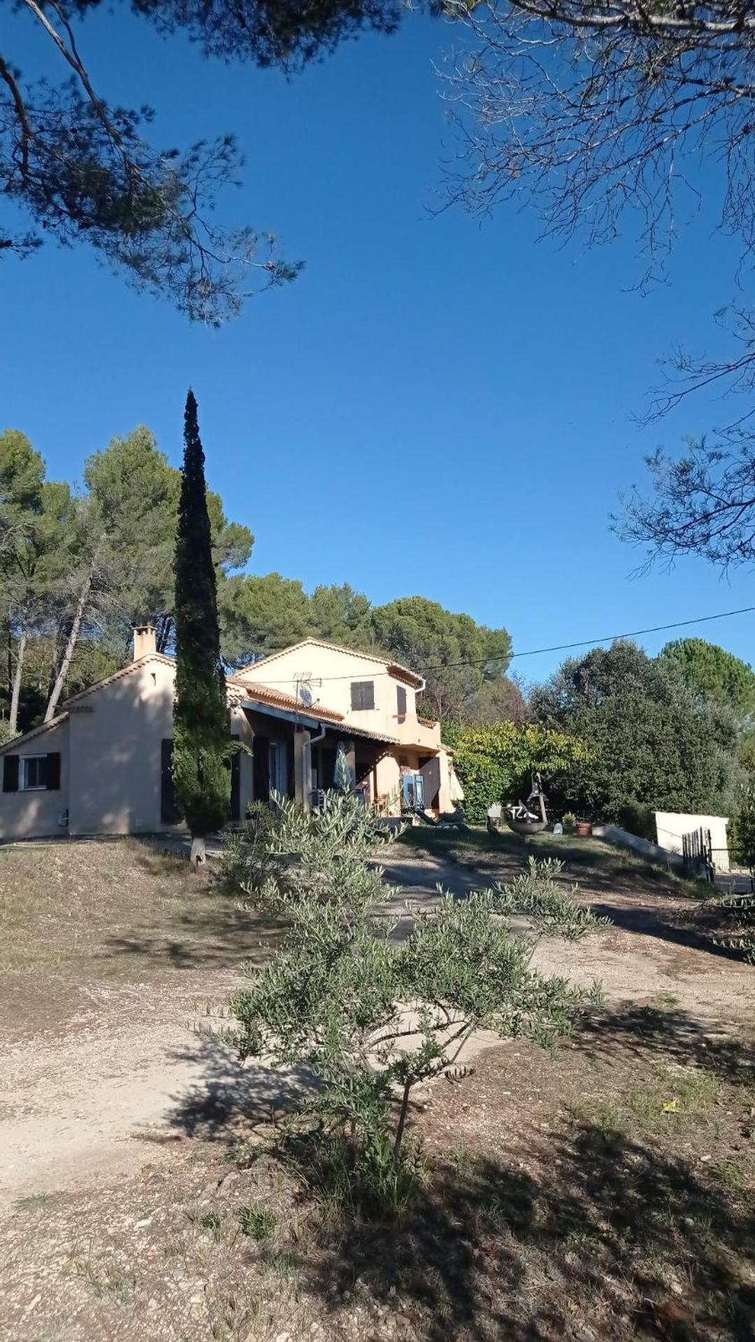 Les Cigales Bed & Breakfast Villelaure Exterior photo